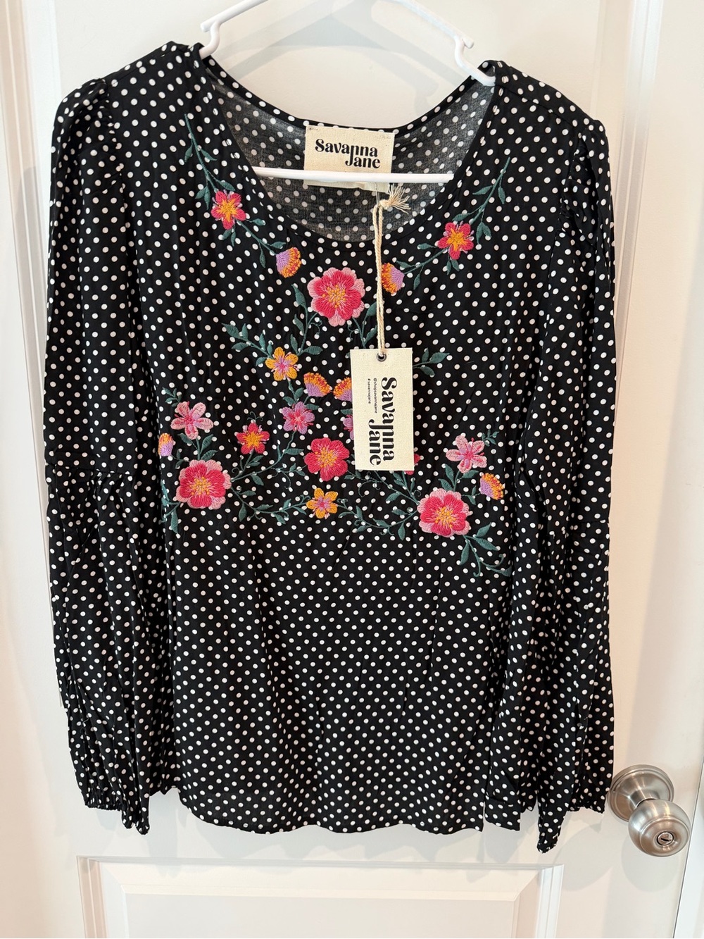 NWT Savanna Jane Top Size Large